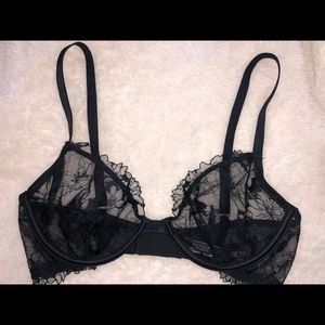 NWOT Victoria’s Secret Lace Bra